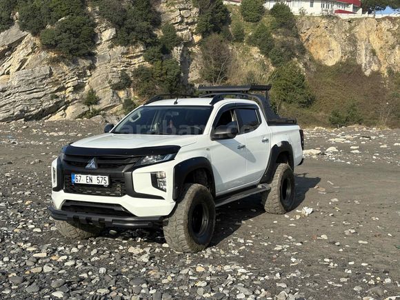 Sahibinden Mitsubishi L 200 4x4 Storm 2020 Model 