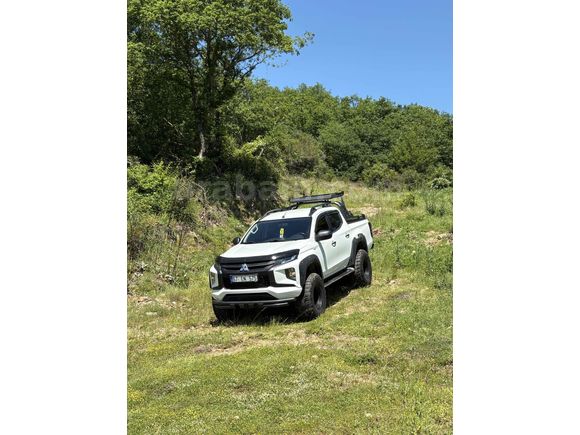 Sahibinden Mitsubishi L 200 4x4 Storm 2020 Model 