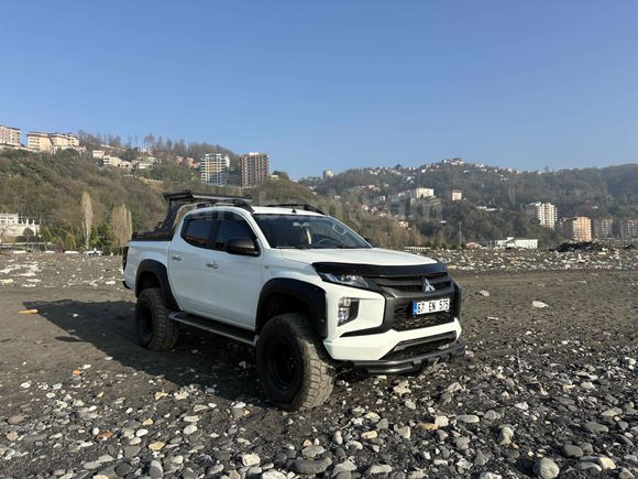 Sahibinden Mitsubishi L 200 4x4 Storm 2020 Model 
