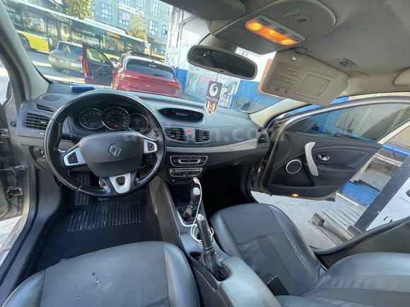 Sahibinden Renault Megane 1.5 dCi Dynamique 2011 Model 