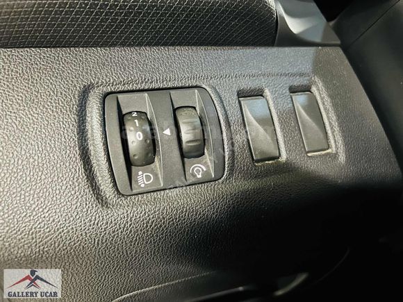 GALLERY UÇAR'dan-TOUCH-PAKET-2016-RENAULT-CLİO-1.5 DCİ-DİZEL--
