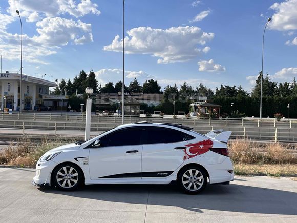 Sahibinden Hyundai Accent Blue 1.6 CRDI Mode Plus 2012 Model 