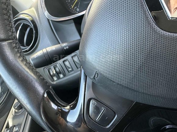 AUTO TİCARET RENAULT CLİO OTOMATİK TOUCH PAKET DOLU 179KM ORJ