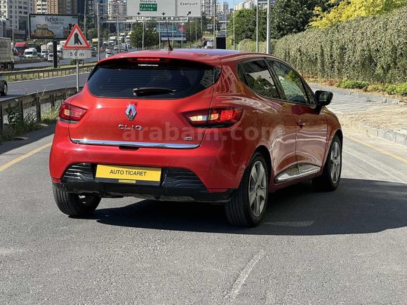AUTO TİCARET RENAULT CLİO OTOMATİK TOUCH PAKET DOLU 179KM ORJ