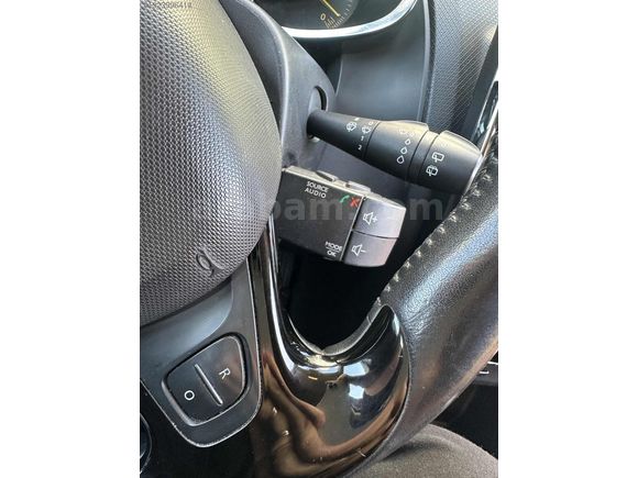 AUTO TİCARET RENAULT CLİO OTOMATİK TOUCH PAKET DOLU 179KM ORJ