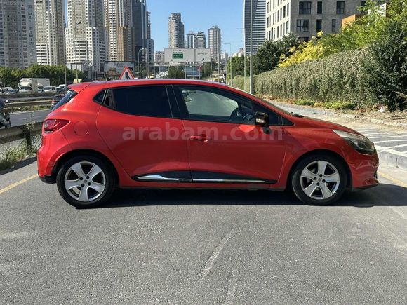 AUTO TİCARET RENAULT CLİO OTOMATİK TOUCH PAKET DOLU 179KM ORJ
