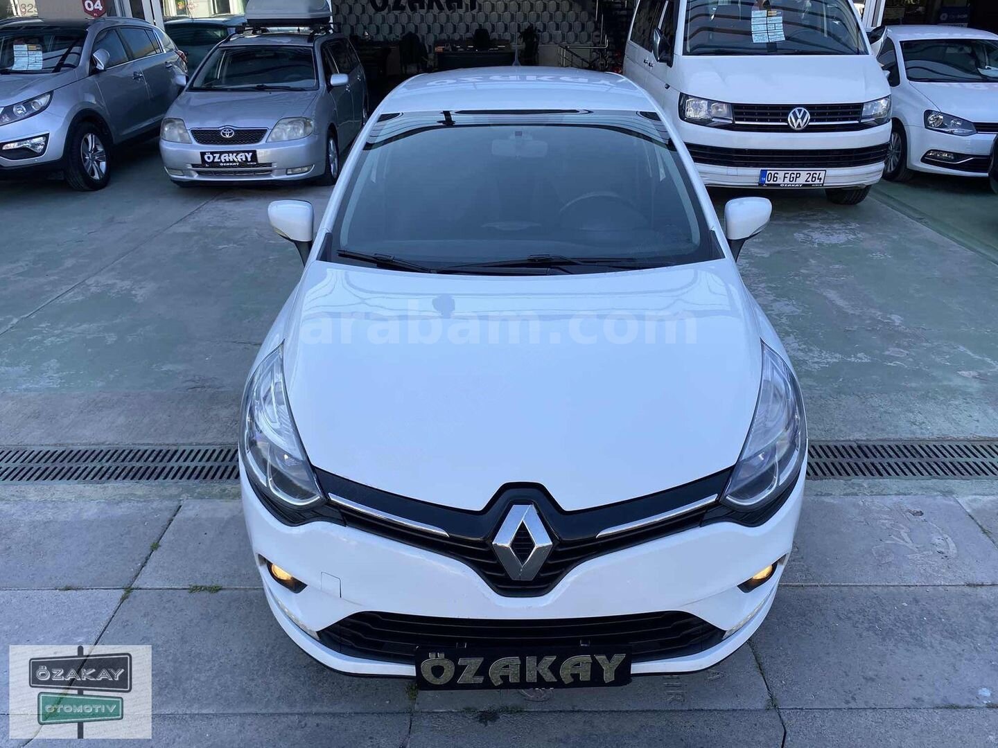 Galeriden Renault Clio 1.5 dCi Touch 2017 Model Ankara 256.000 km Beyaz 2