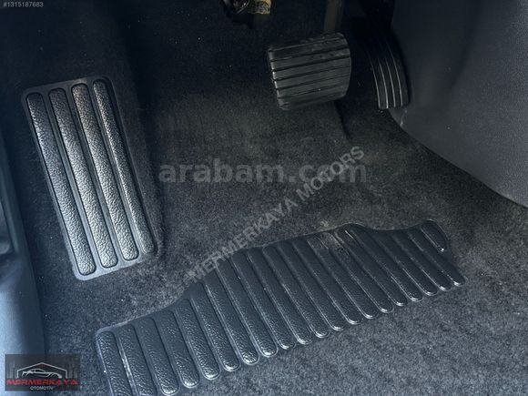 - 2019 - DÜŞÜK KM - TEK PARÇA BOYA - 1.5 DCI TOUCH PAKET CLİO -