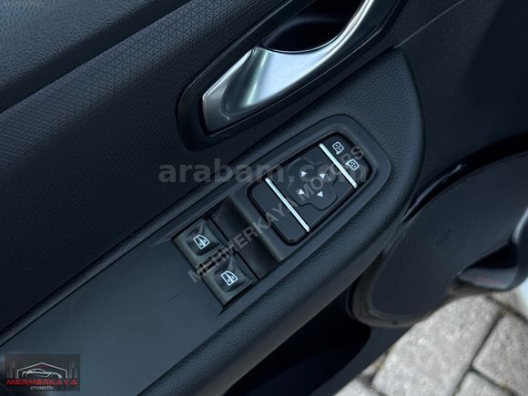 - 2019 - DÜŞÜK KM - TEK PARÇA BOYA - 1.5 DCI TOUCH PAKET CLİO -
