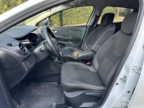 CELEN AUTO CLİO 2017 90HP OTOMATİK''172.000km''HASAR KAYDI YOK