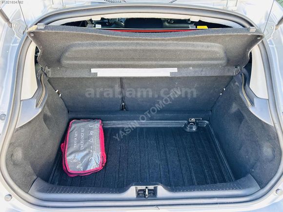 DEĞİŞENSİZ TRAMERSİZ 2016 CLİO 1.5 DCİ TOUCH 111.000 KM DE