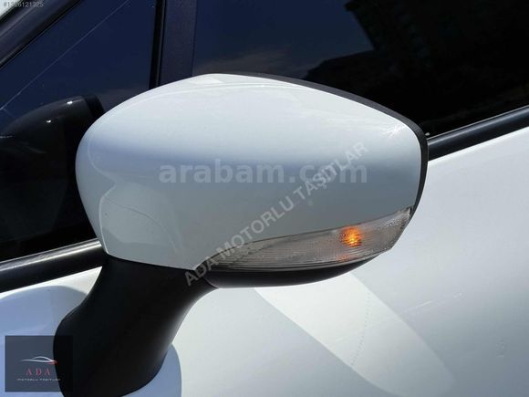 ADA'DAN 2018 MODEL DEĞİŞENSİZ CLİO DİZEL OTOMATİK **NAVİGASYON**
