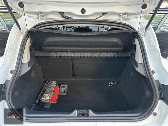 AL-VER OTO'DAN 2016 OTOMATİK DEĞİŞENSİZ CLİO