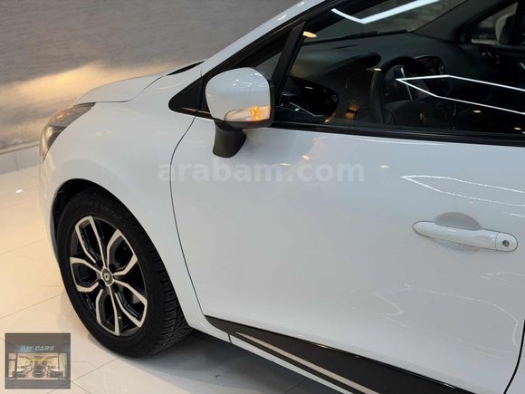 */ 2017 RENAULT CLİO 1.5 DCİ TOUCH 90 HP OTOMATİK 60.905 KM */