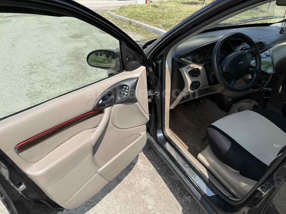 Sahibinden Ford Focus 1.6 Ghia 2001 Model 