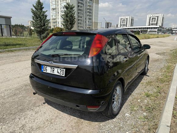 Sahibinden Ford Focus 1.6 Ghia 2001 Model 