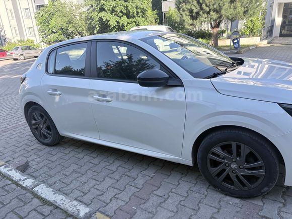 Sahibinden Peugeot 208 1.2 PureTech Active 2021 Model 