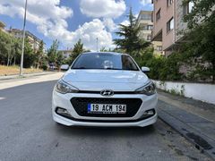 Sahibinden Hyundai i20 1.4 CRDi Jump 2016 Model  135.000 km Beyaz