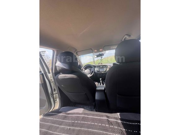Temiz memurdan hyundai i20 115 bin km