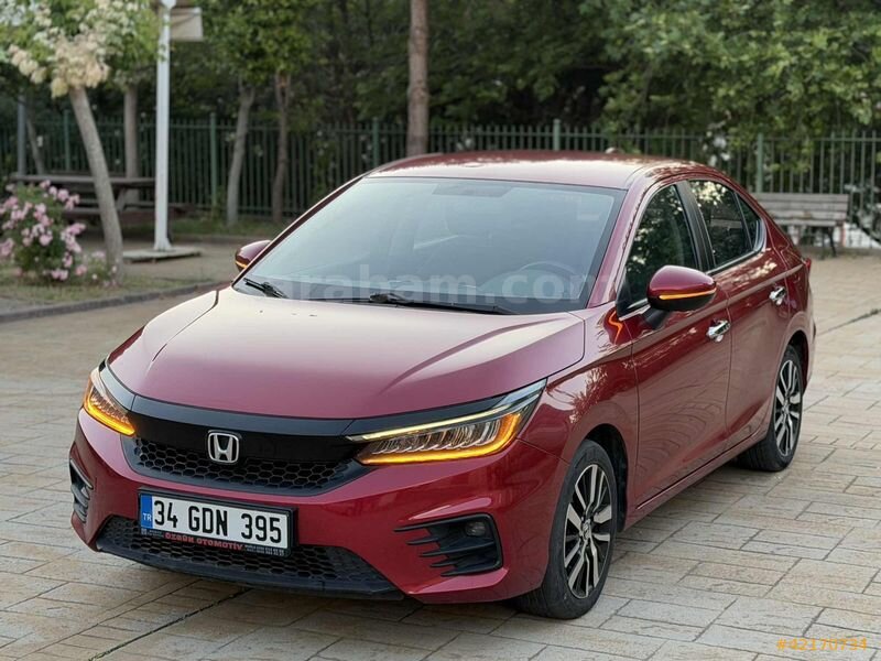 Galeriden Honda City 1.5 i-VTEC Executive 2022 Model İstanbul 134.650 km Bordo