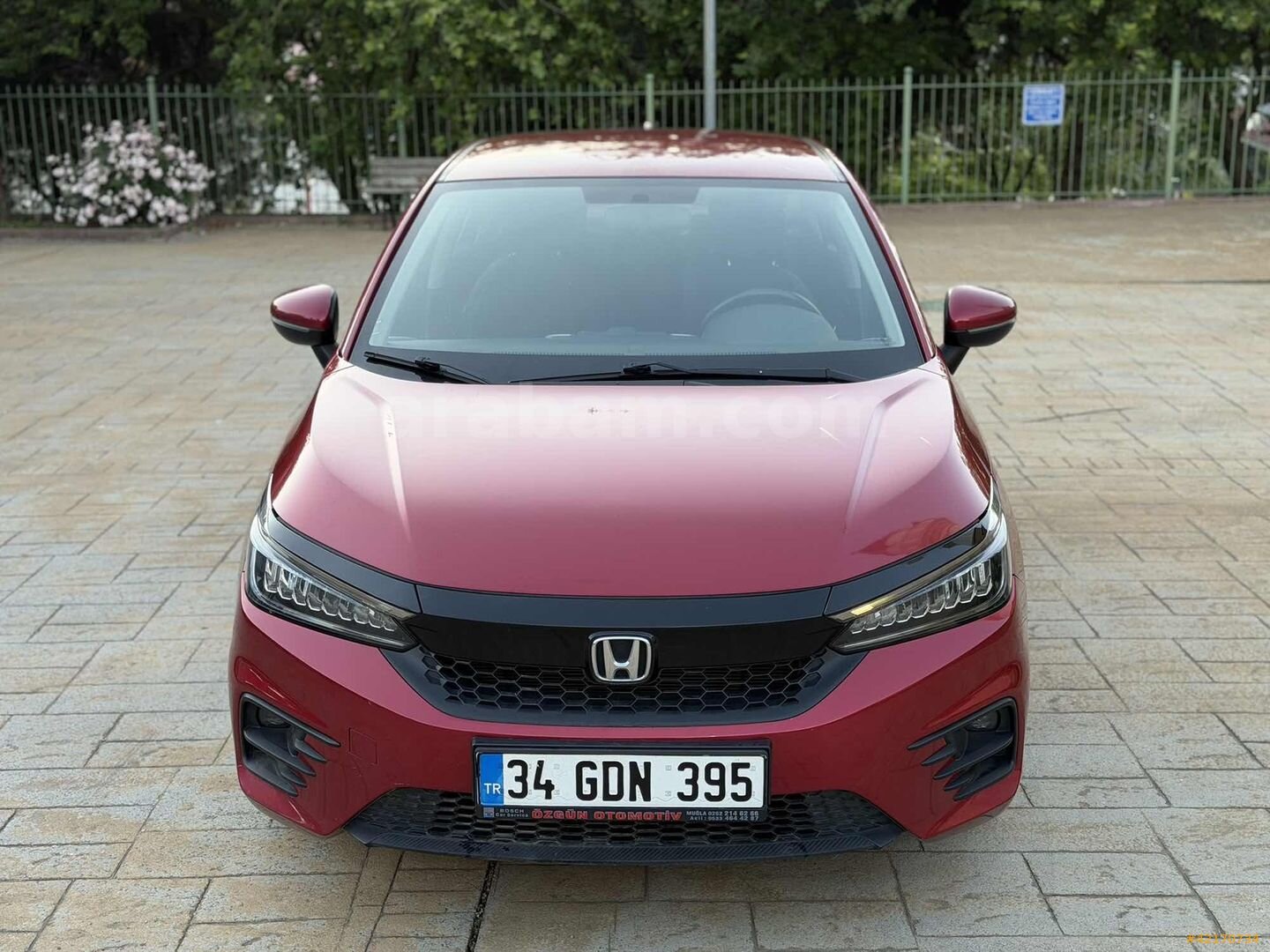 Galeriden Honda City 1.5 i-VTEC Executive 2022 Model İstanbul 134.650 km Bordo 6