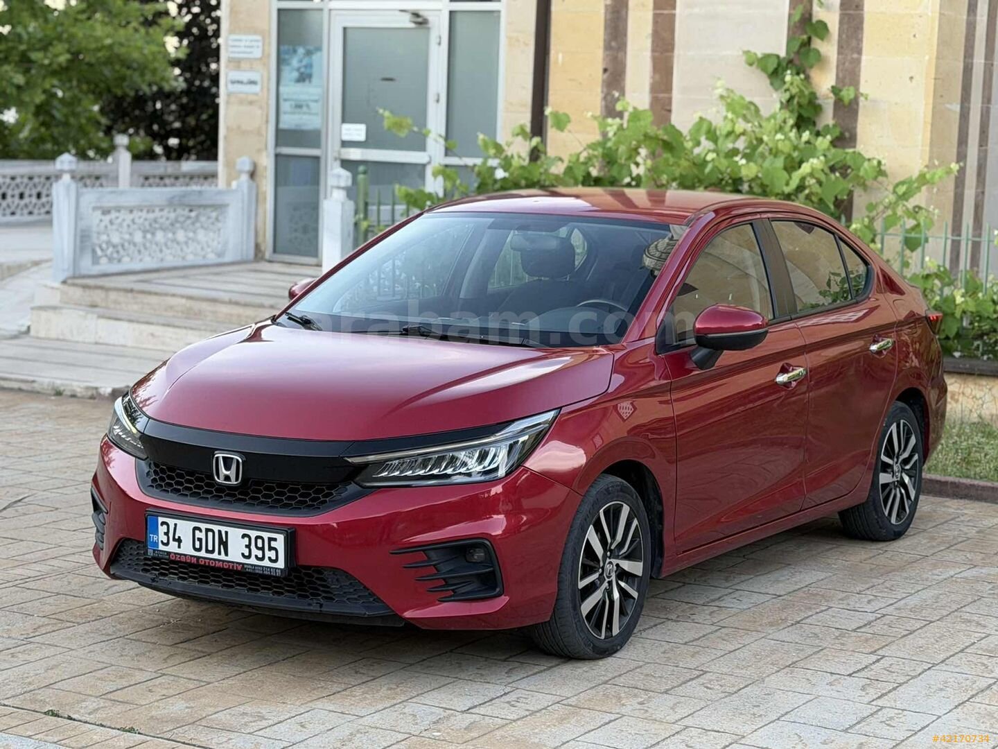 Galeriden Honda City 1.5 i-VTEC Executive 2022 Model İstanbul 134.650 km Bordo 7