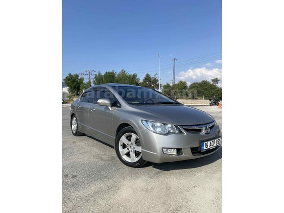 Değişensiz  Honda Civic 1.6 İVTEC Elegance   