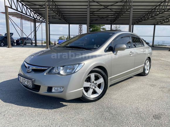 Değişensiz  Honda Civic 1.6 İVTEC Elegance   