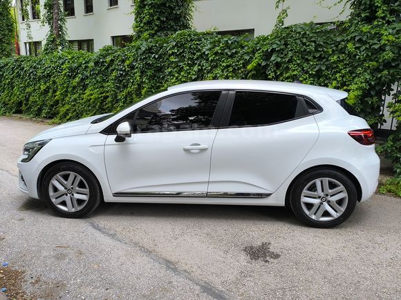 SAHİBİNDEN EMSALSİZ TEMİZLİKTE CLİO V TOUCH 100 HP