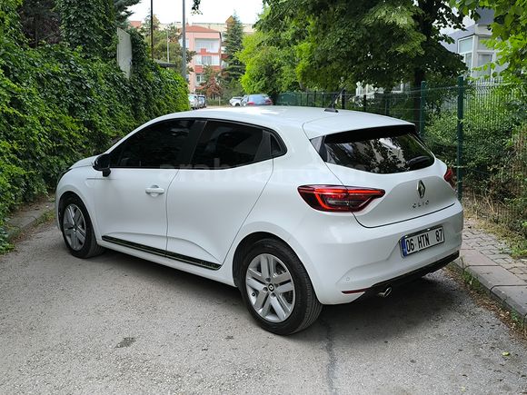 SAHİBİNDEN EMSALSİZ TEMİZLİKTE CLİO V TOUCH 100 HP