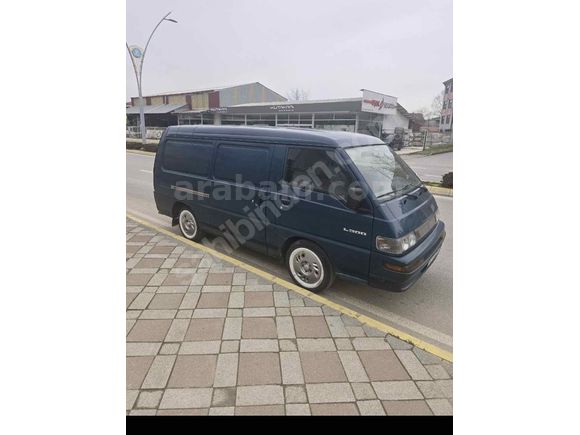 Hatasız Orjinal yeni kasa mercekli far.198 bin km