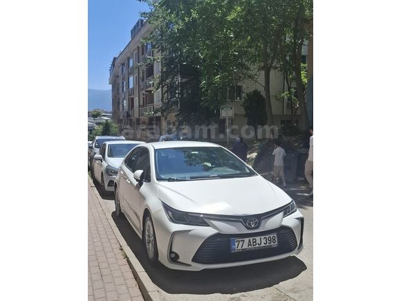 Sahibinden orjinal Toyota Corolla 1.5 Dream 2021 Model 