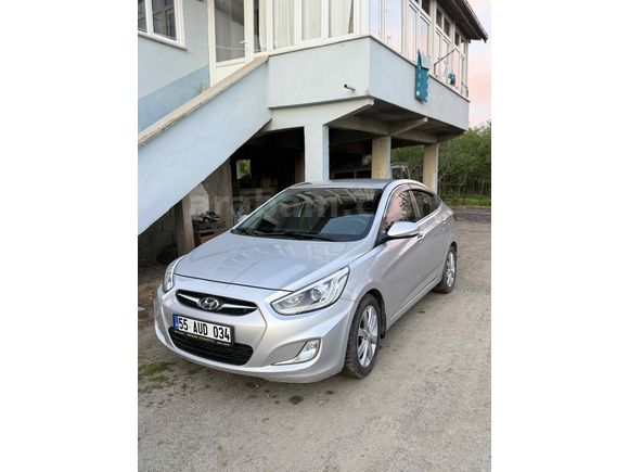 Sahibinden Hyundai Accent Blue 1.6 CRDI Prime 2013 Model 