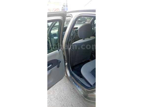 Sahibinden Renault Symbol 1.4 Expression 2010 Model  125 km Kahverengi
