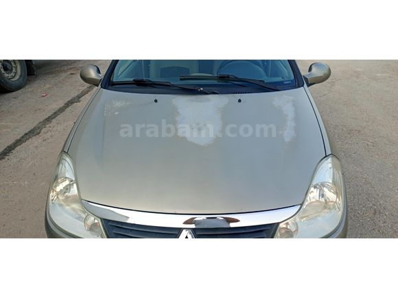 Sahibinden Renault Symbol 1.4 Expression 2010 Model  125 km Kahverengi