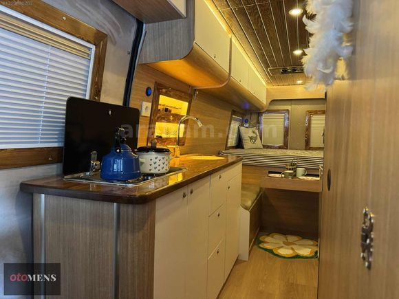 İTHAL DONANIMLI LÜX PAKET OTOMATİK DAİLY MOTOKARAVAN