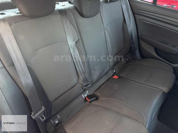 2021 RENAULT MEGANE SEDAN 1.3 TCe JOY MANUEL
