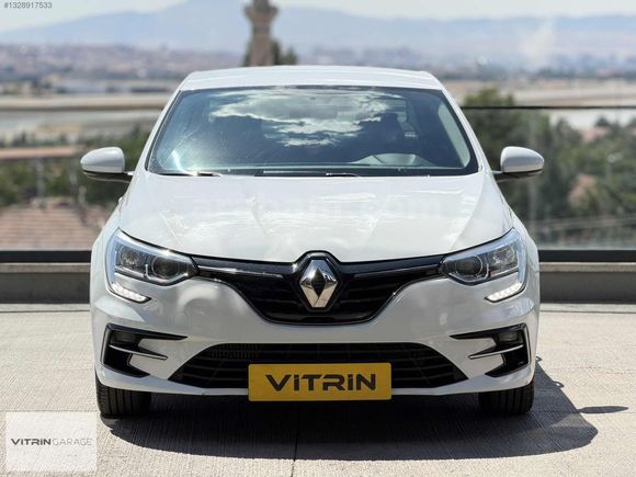 2021 RENAULT MEGANE SEDAN 1.3 TCe JOY MANUEL