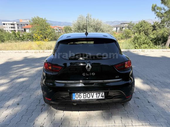 Sahibinden Renault Clio 1.5 dCi Touch 2012 Model  160.000 km Siyah