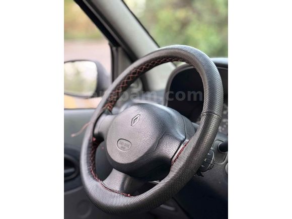 Sahibinden Renault Clio 1.4 Authentique 2002 Model 