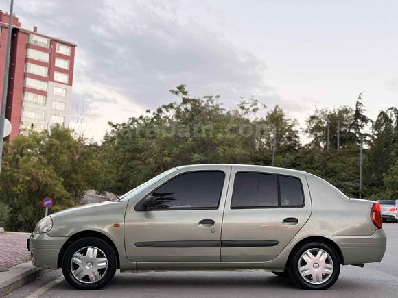 Sahibinden Renault Clio 1.4 Authentique 2002 Model 