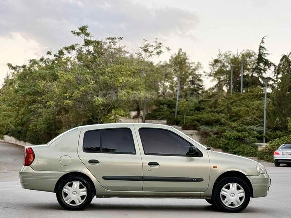 Sahibinden Renault Clio 1.4 Authentique 2002 Model 