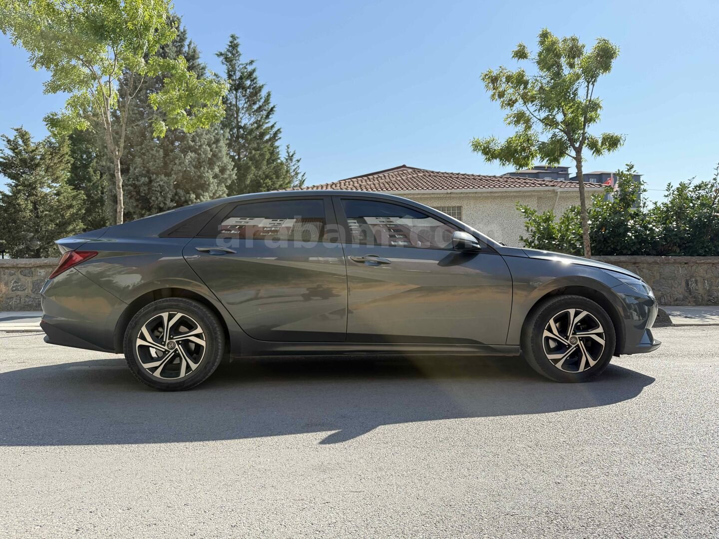 Sahibinden Hyundai Elantra 1.6 MPI Smart 2021 Model Kocaeli 95.200 km Gri 4