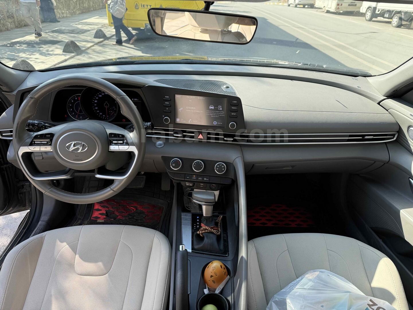 Sahibinden Hyundai Elantra 1.6 MPI Smart 2021 Model Kocaeli 95.200 km Gri 5