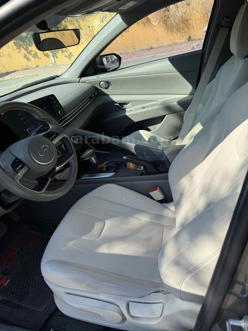 Sahibinden Hyundai Elantra 1.6 MPI Smart 2021 Model Kocaeli 95.200 km Gri 6