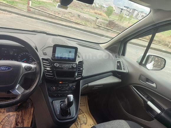 Sahibinden Ford Tourneo Connect 1.5 EcoBlue Titanium 2021 Model