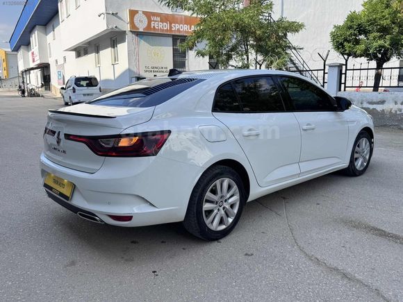 TEKİN AUTO'DAN 2023 MEGANE HATASIZ BOYASIZ 37 binde