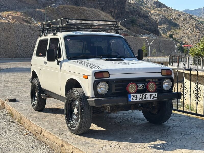 Sahibinden Lada Niva 1.6 1992 Model