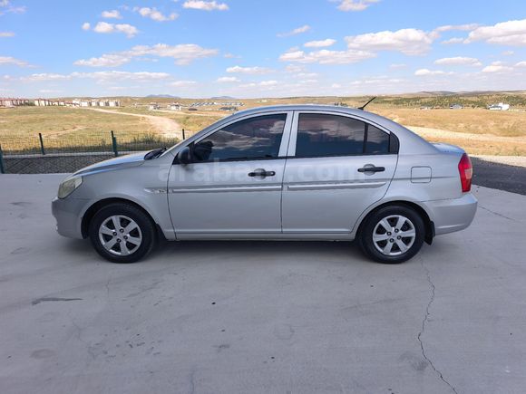 Sahibinden Hyundai Accent Era 1.4 Mode 2011 Model