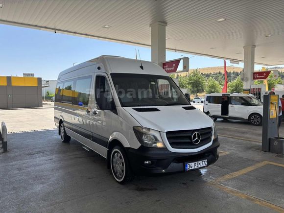 Orjinal alman okul taşıtı fuul
